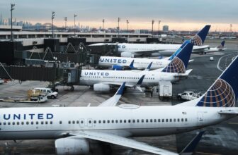 Air Site visitors Controllers Nonetheless Struggling to Talk With Pilots: Report