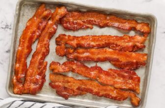 Easy methods to Cook dinner Bacon within the Oven