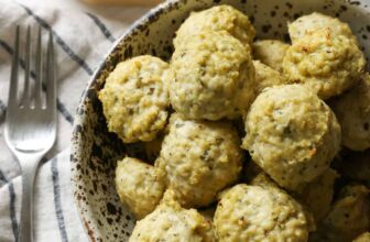 Straightforward Pesto Meatballs – Cookies and Cups
